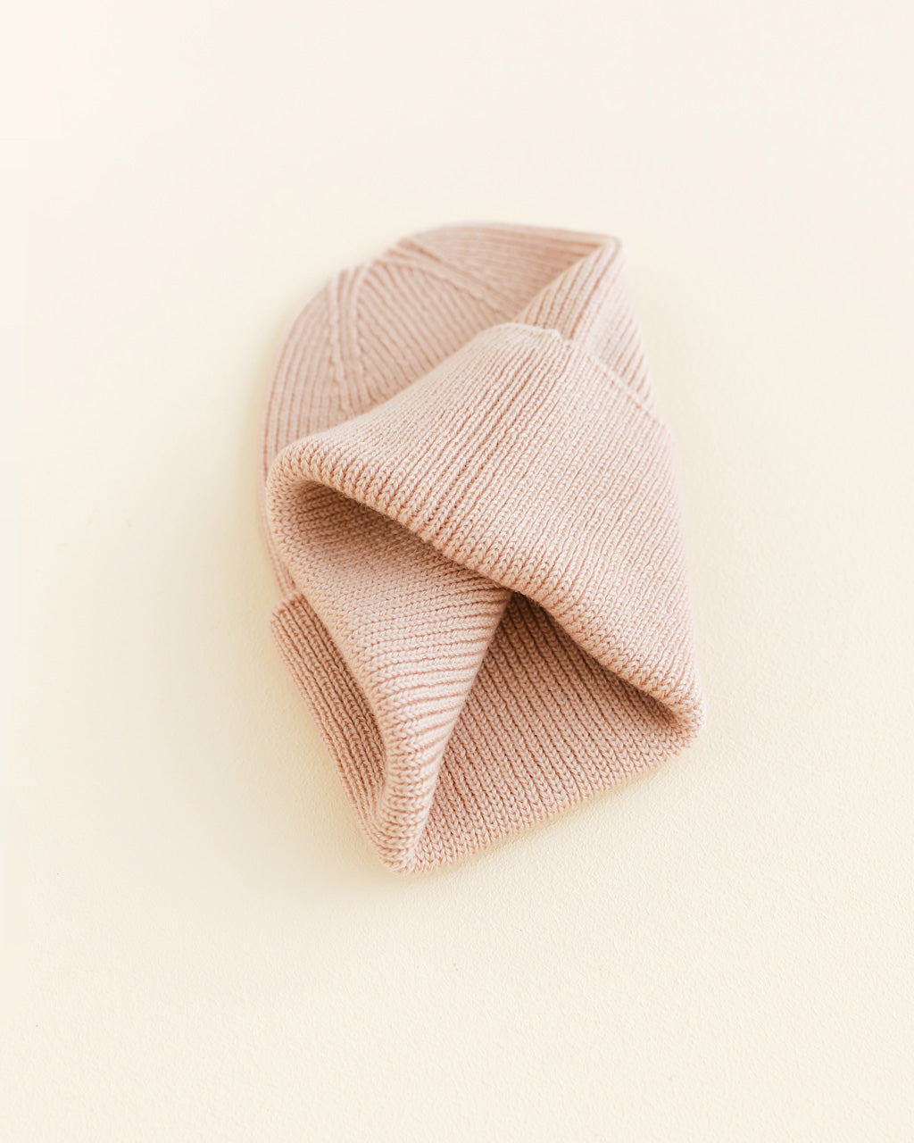 Newborn Beanie Fonzie - Apricot <br>hvid