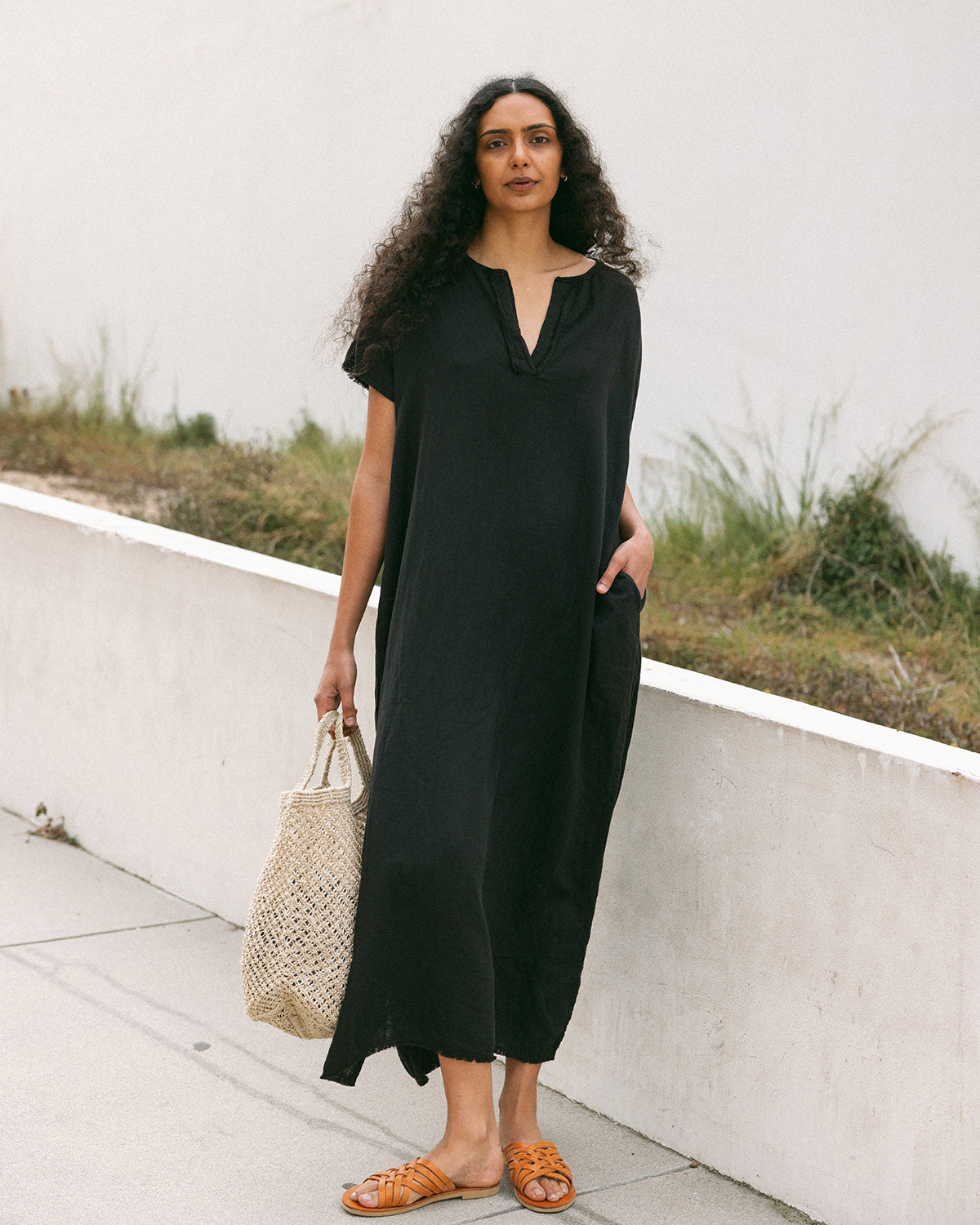 gauze caftan dress in black