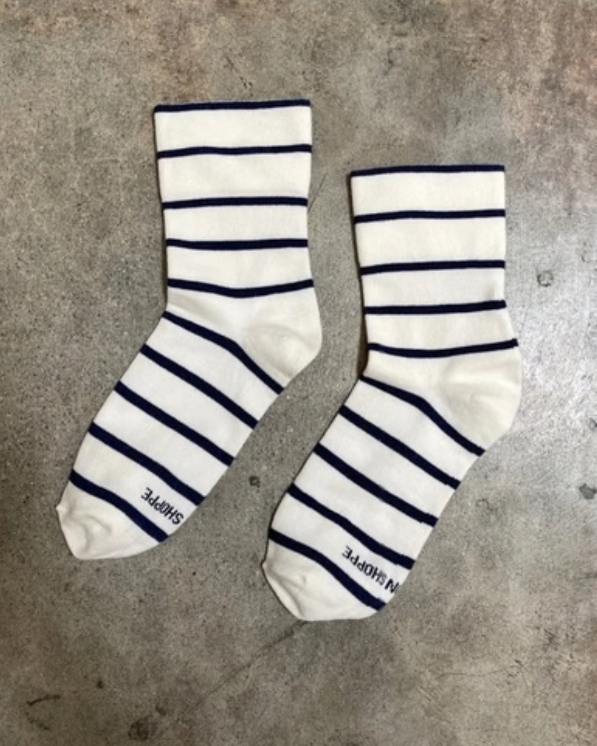 Wally Socks - navy stripe