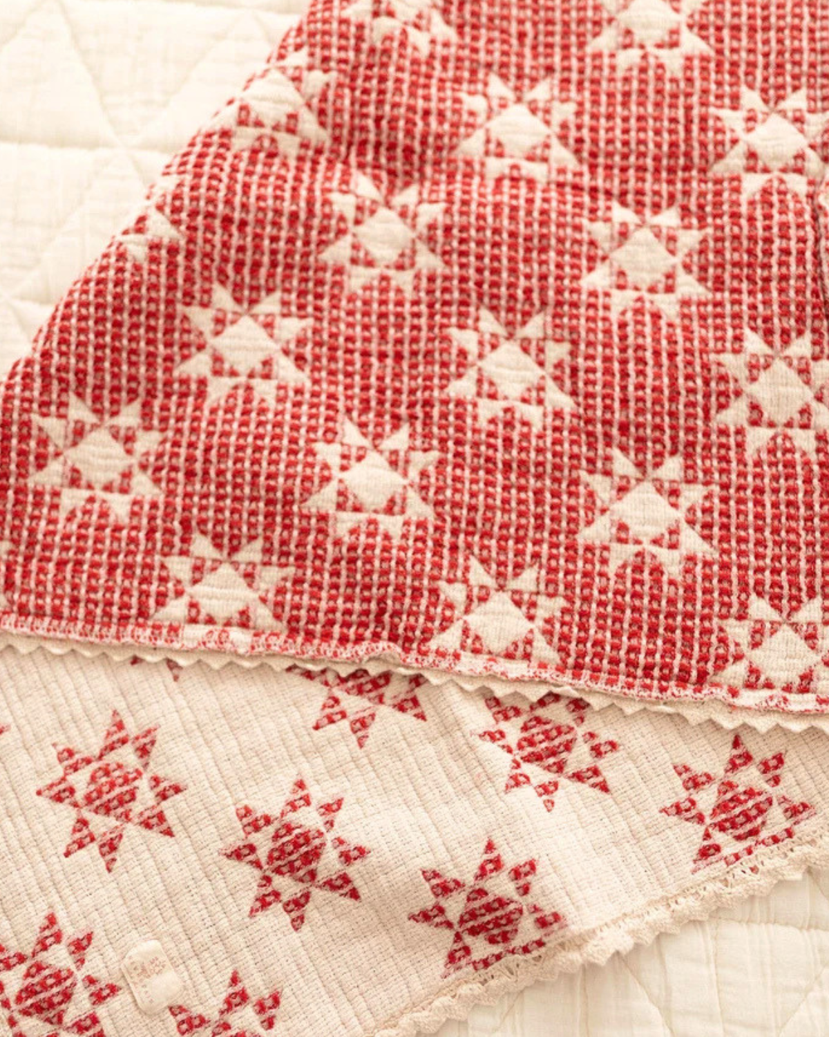 star quilt - pink/red <br> new grain