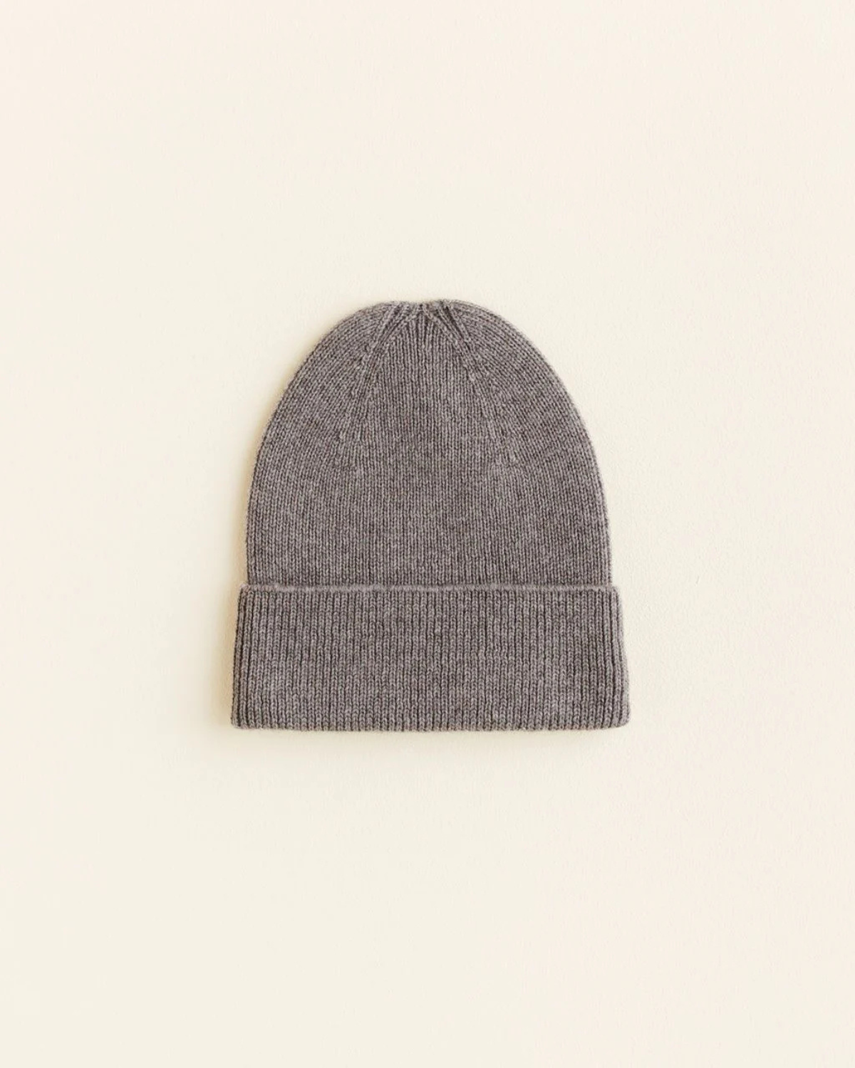 Newborn Beanie Fonzie - otter <br>hvid