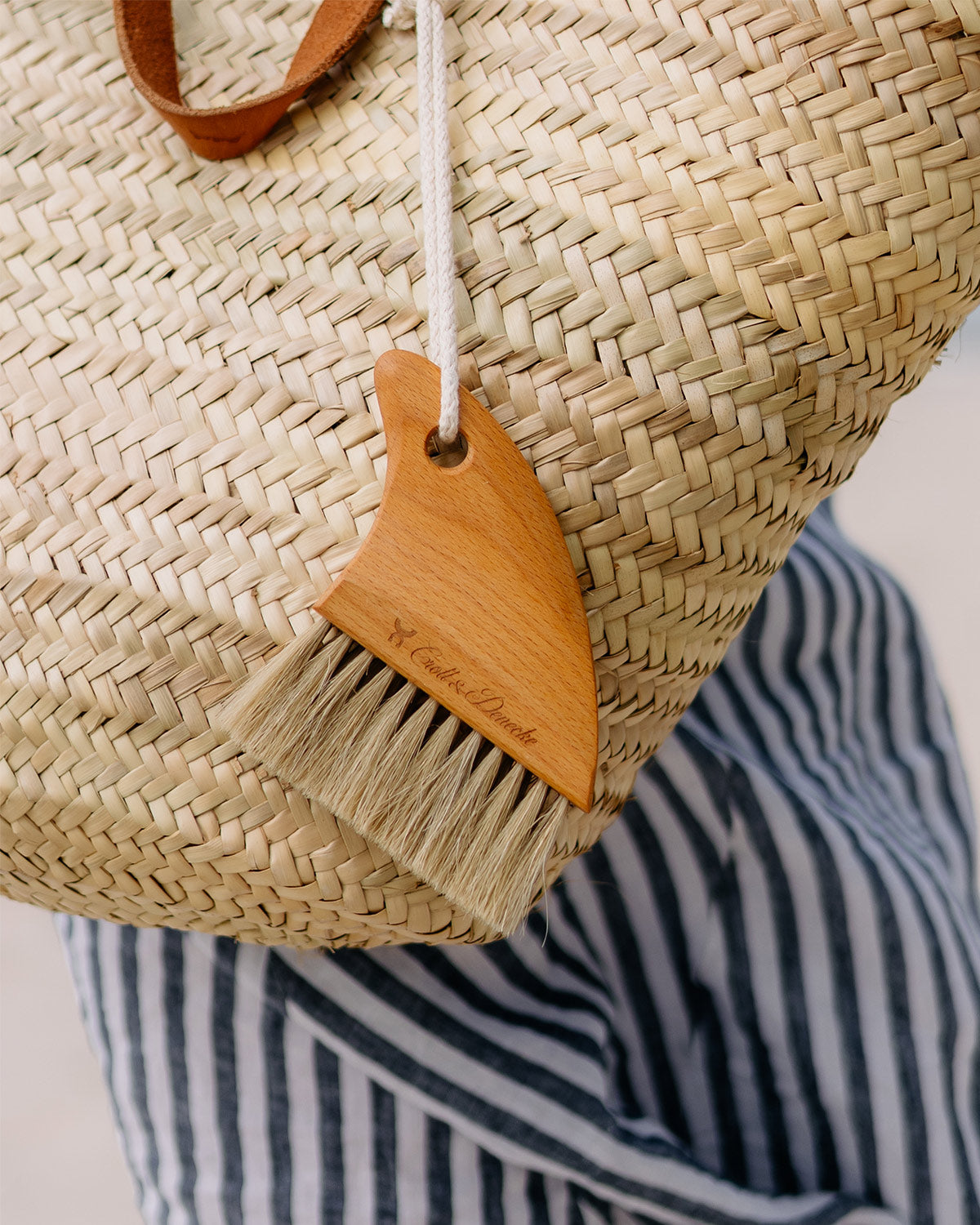 Sharkfin Brush for the Beach <br> Croll & Denecke
