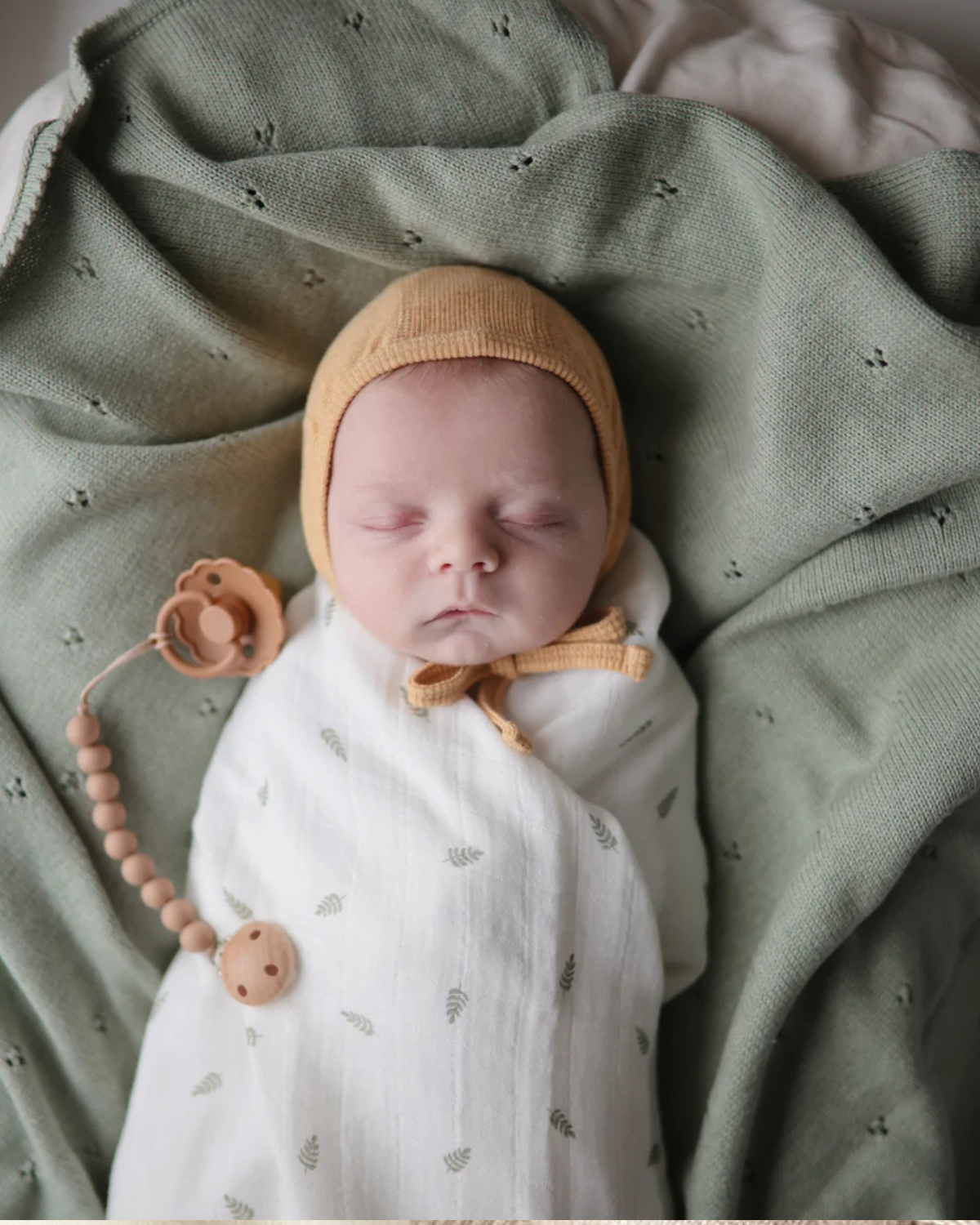 Muslin Swaddle Blanket Organic Cotton - Leaves <br> Mushie