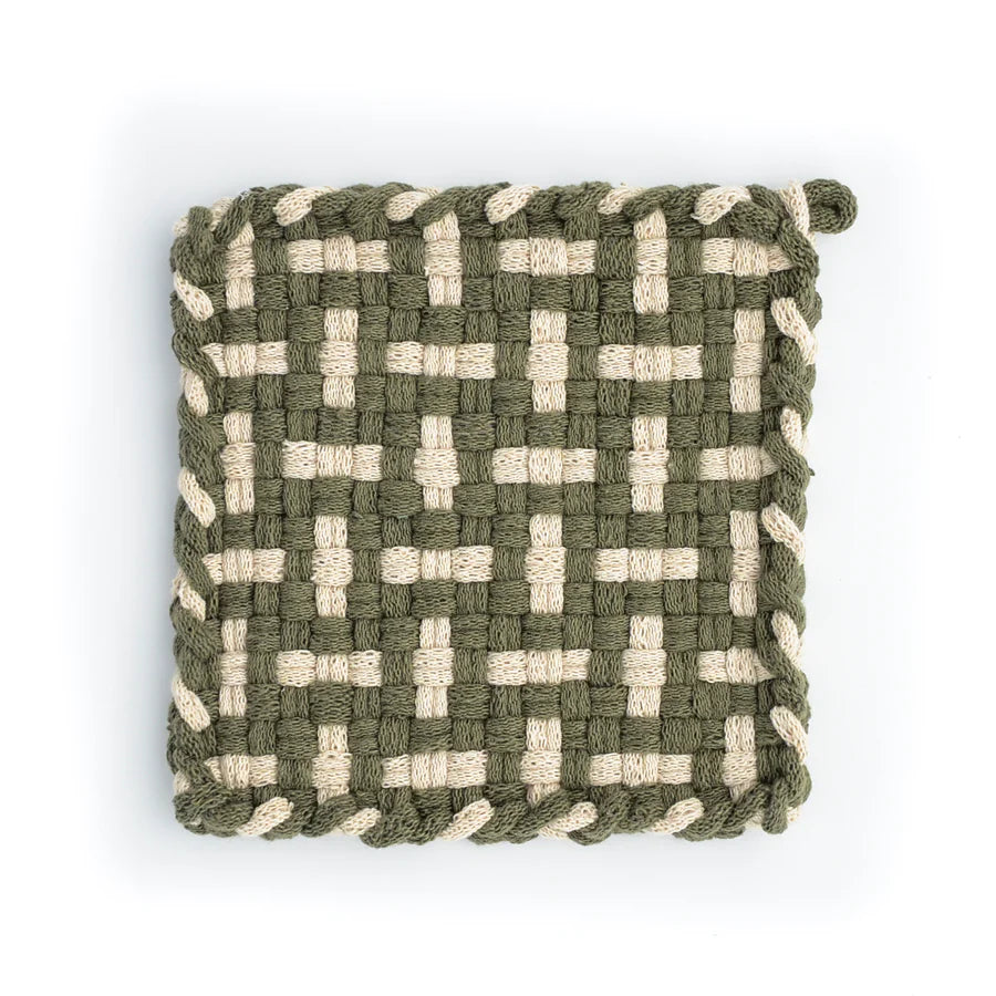 Pot Holder - flax + willow <br>Kate Kilmurray