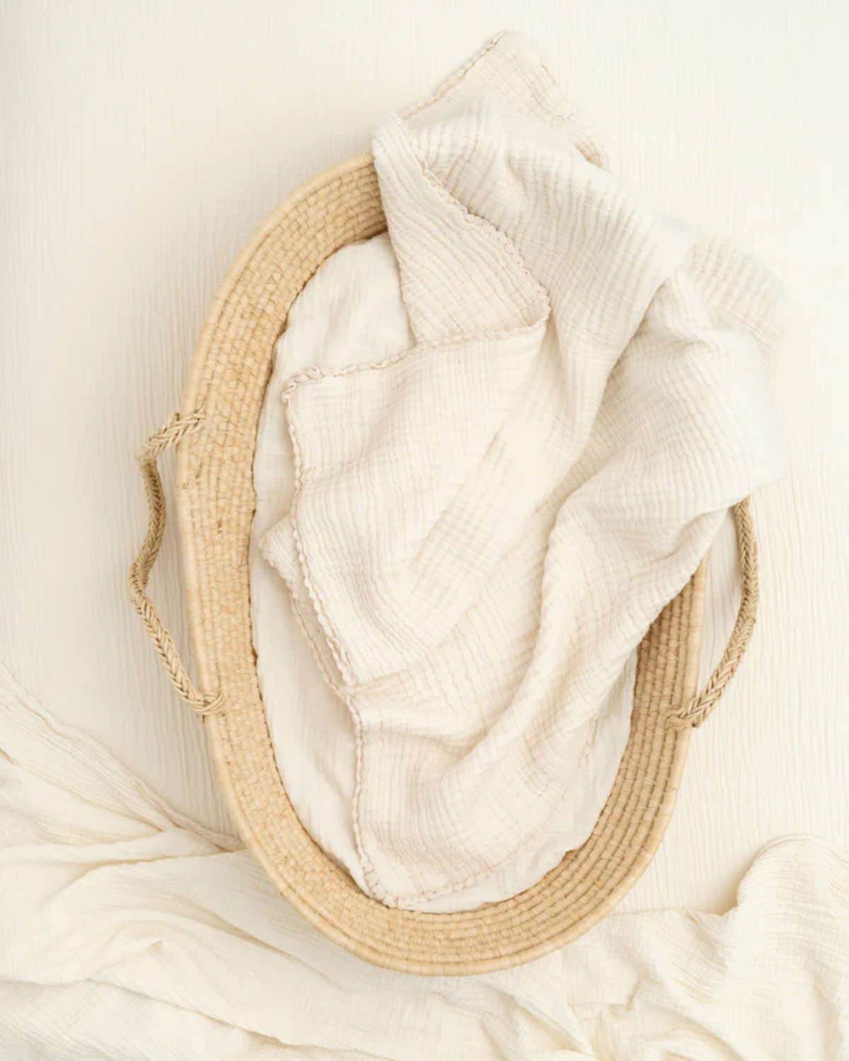 lace baby blanket / full size - ivory<br>Willaby