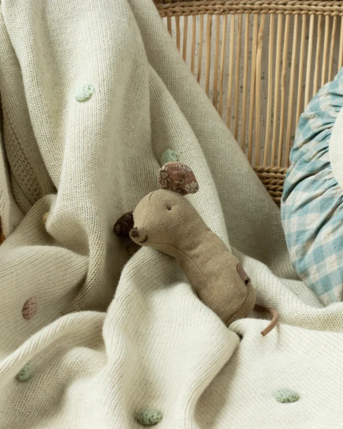 Linen Mouse Rattle - light brown
