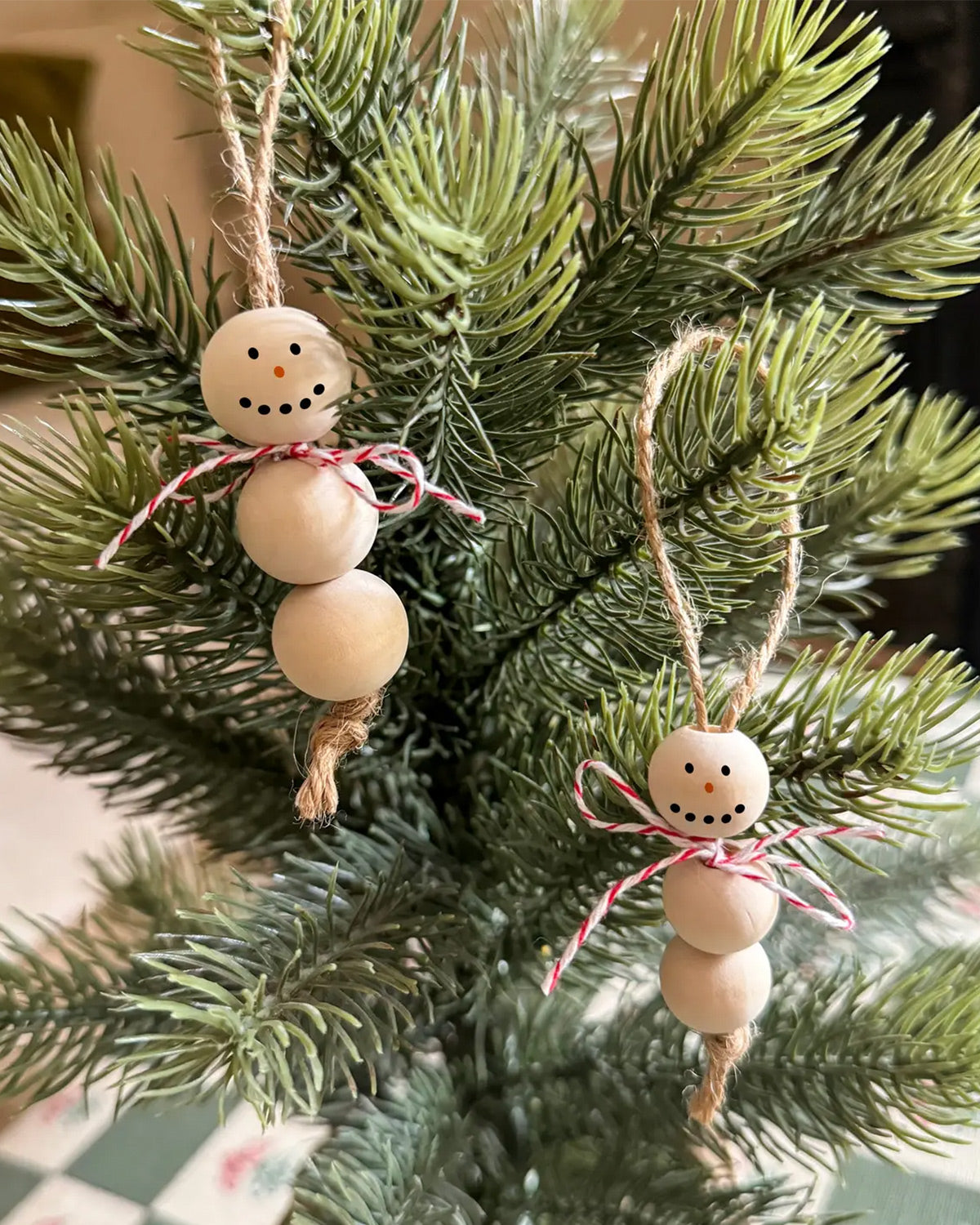 Make Your Own Christmas Snowman Decorations