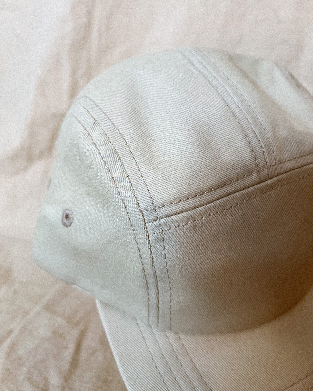 zoom in view of the milky panel hat