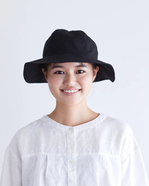 linen hat: black <b> Fog Linen