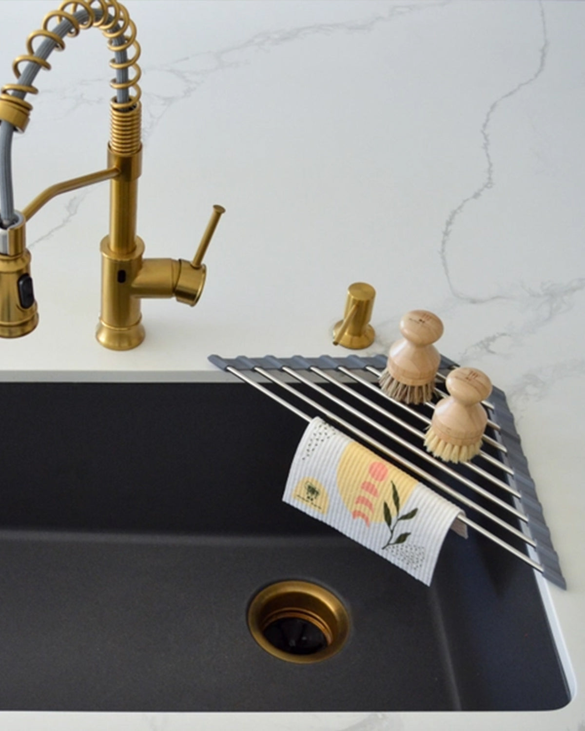 Corner Roll Up Sink Rack