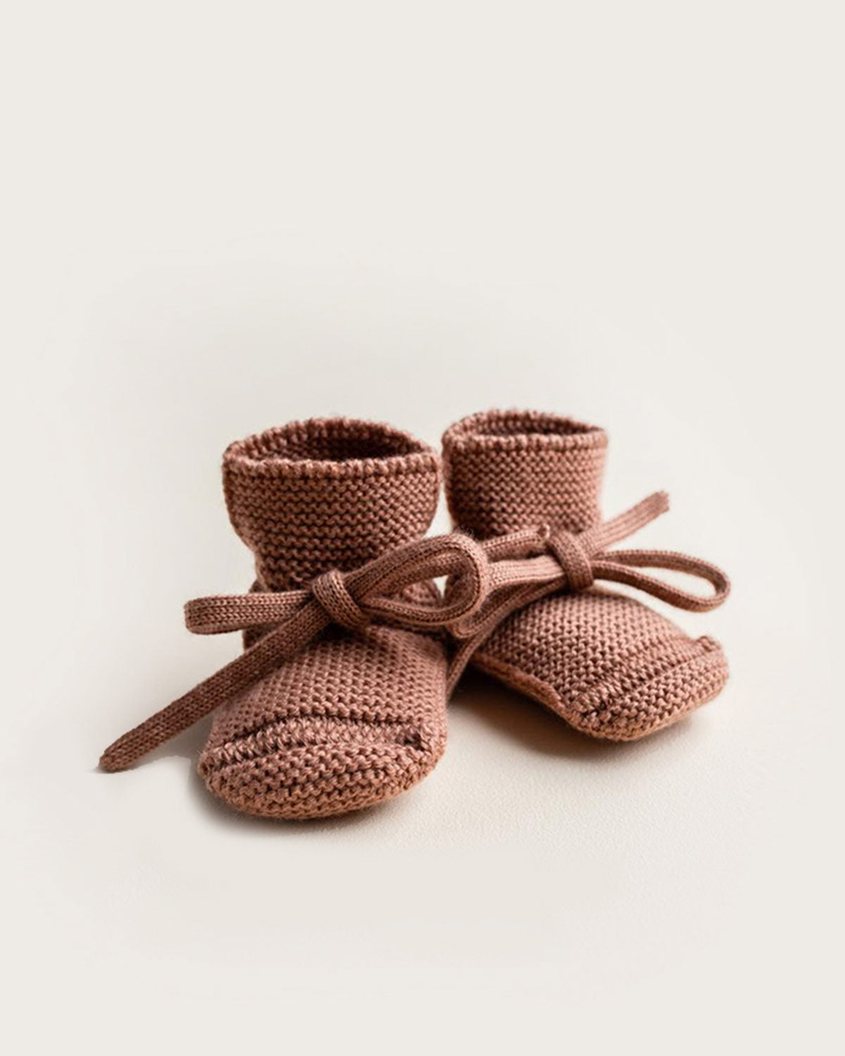 Knit Booties - Terracotta <br>hvid