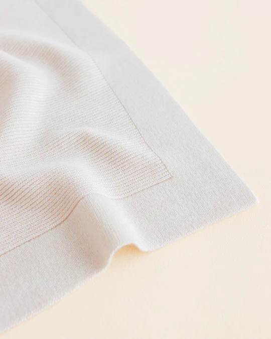 Blanket Gust - cream <br>hvid