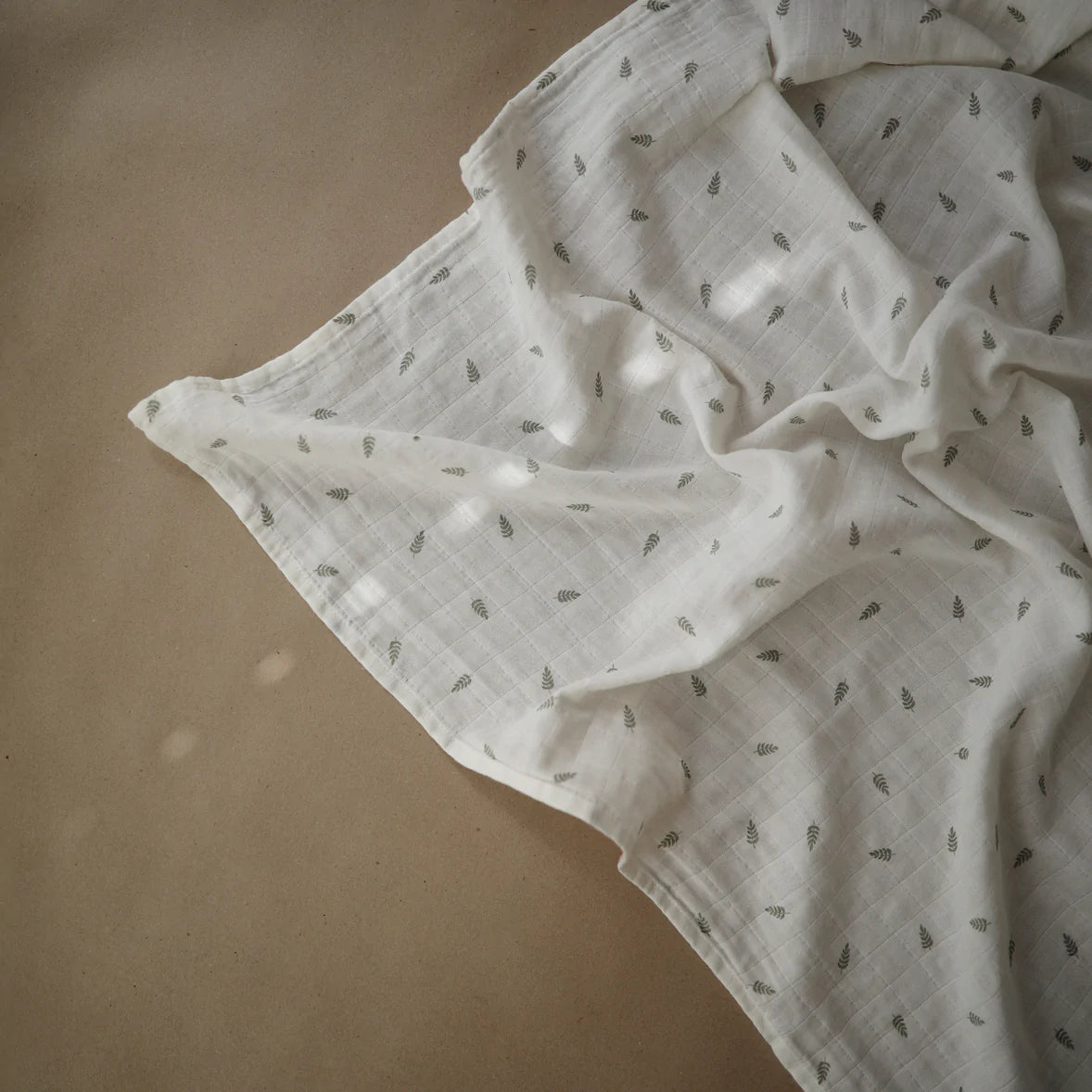 Muslin Swaddle Blanket Organic Cotton - Leaves <br> Mushie