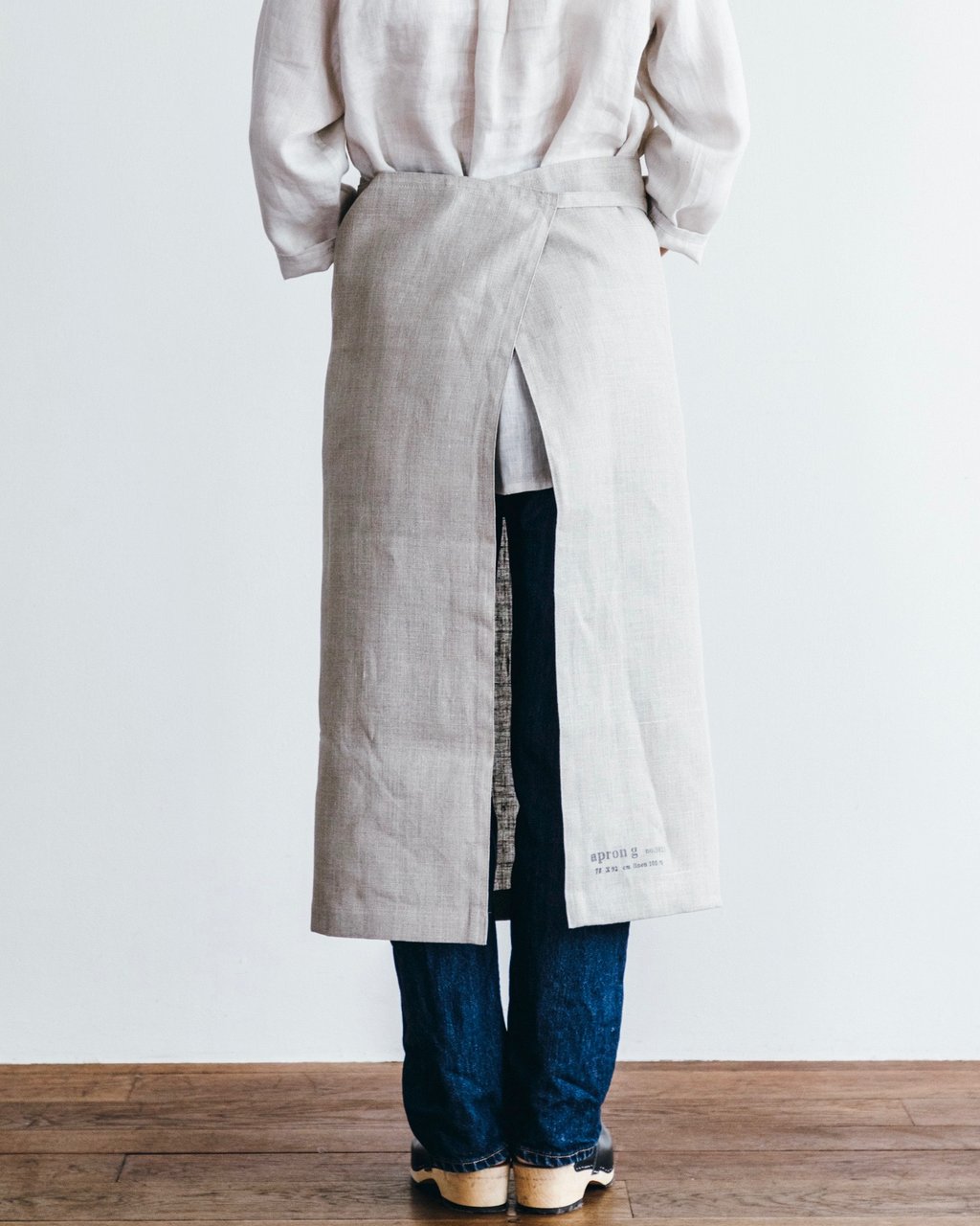 Garcon Apron - flax linen with stamp <br>Fog Linen