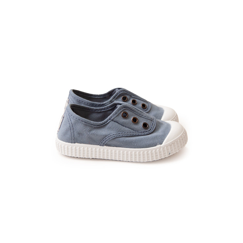 Organic Canvas Sneakers - azul <br> Victoria